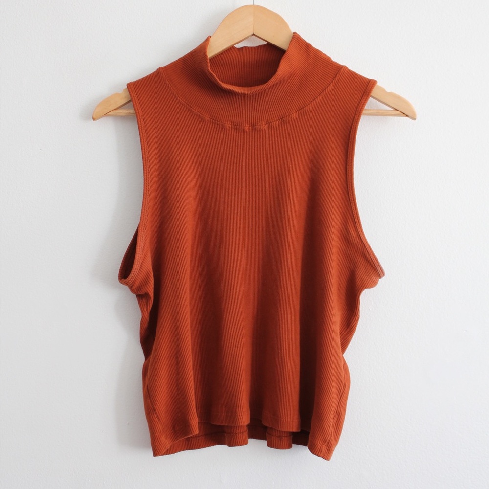 Big Bud Press Sleeveless Essential Turtleneck
